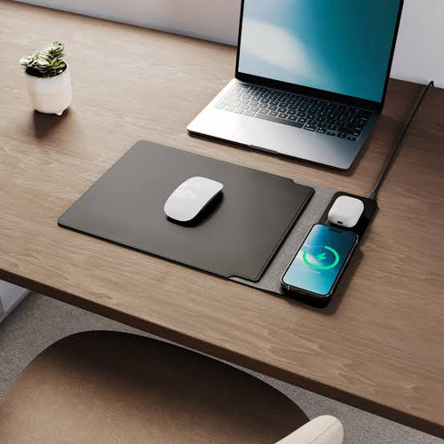 4-in-1 Wireless Charging Laptop Sleeve – Portable Lap Desk & Organizer